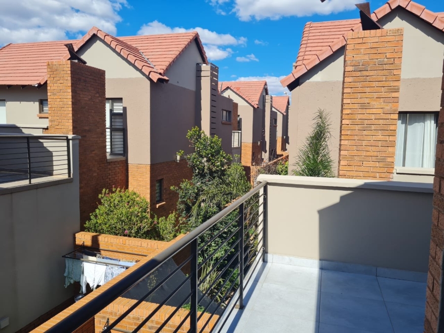 3 Bedroom Property for Sale in Wild Olive Estate Free State